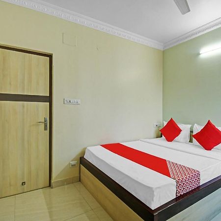 Oyo Flagship 84655 S S Guest House Calcutta Eksteriør billede