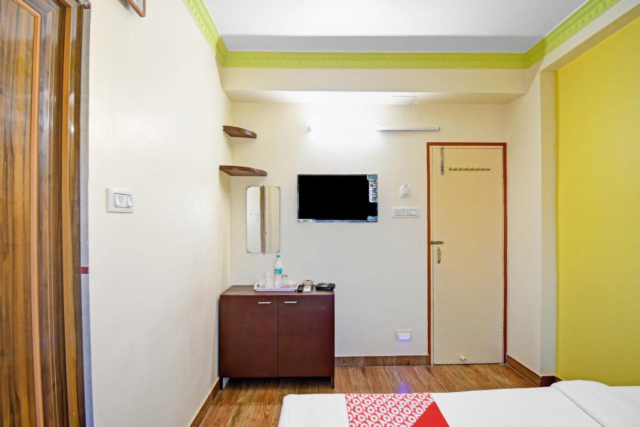 Oyo Flagship 84655 S S Guest House Calcutta Eksteriør billede