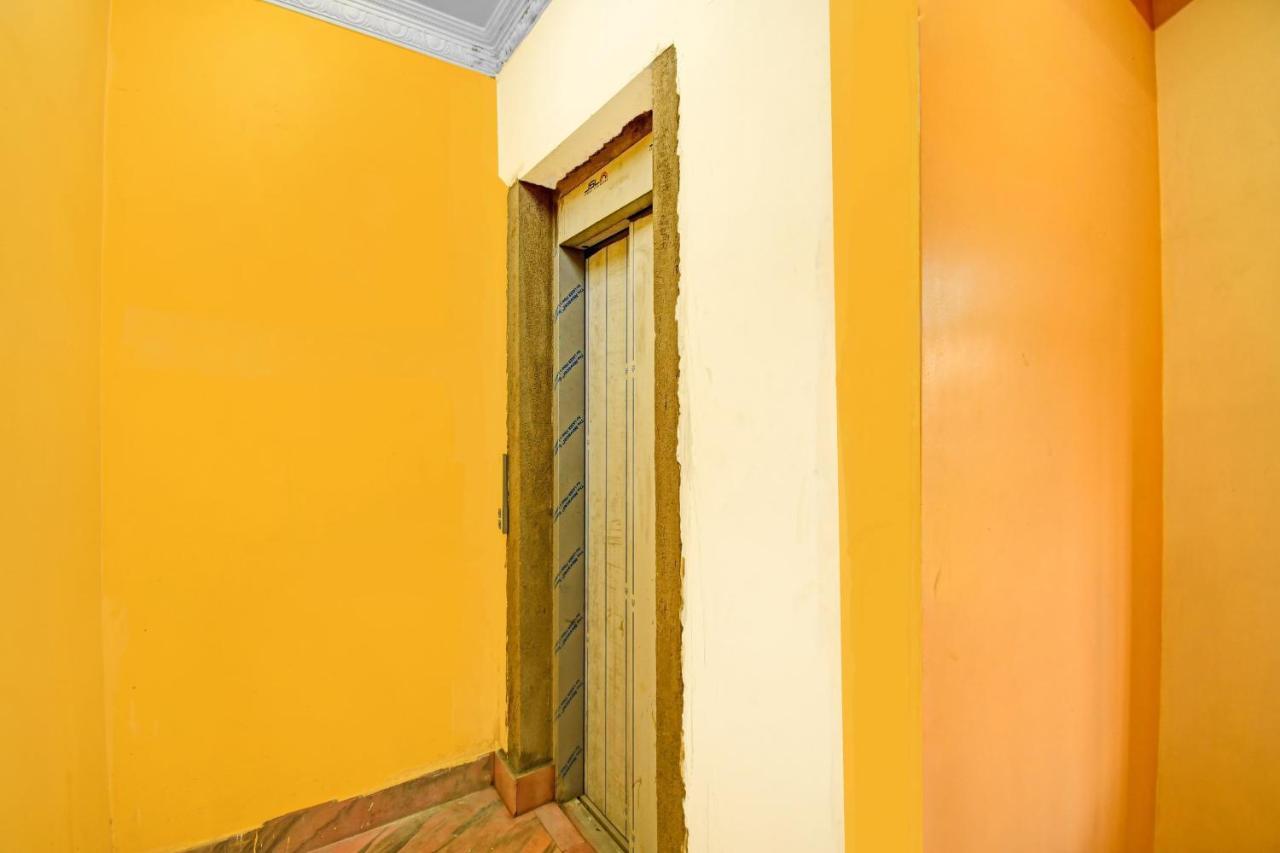 Oyo Flagship 84655 S S Guest House Calcutta Eksteriør billede